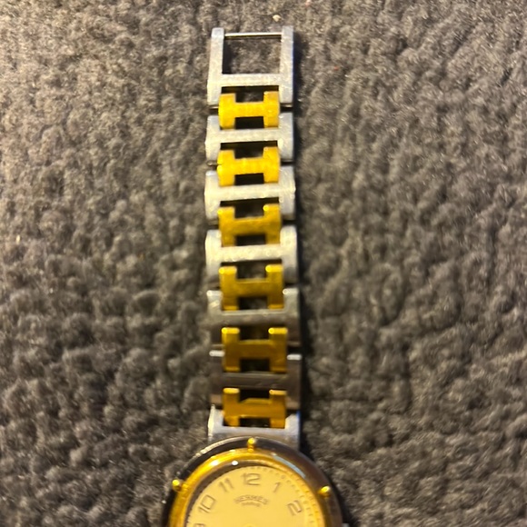 Unisex HERMES Clipper Quartz Watch. 34mm Case. Ivory Dial. Date. - Picture 7 of 13